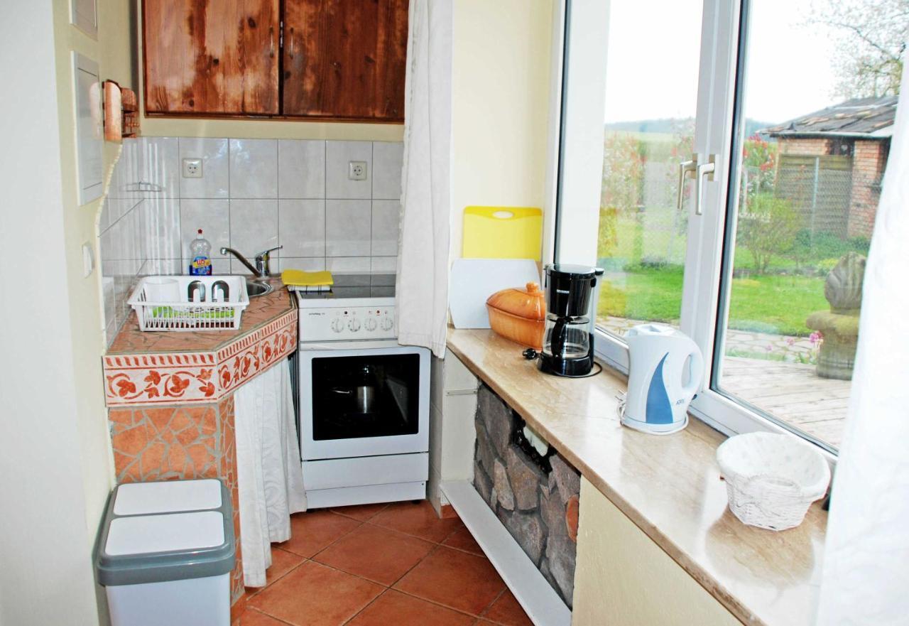 Ferienwohnungen Im Gutshaus Gnies Esterno foto