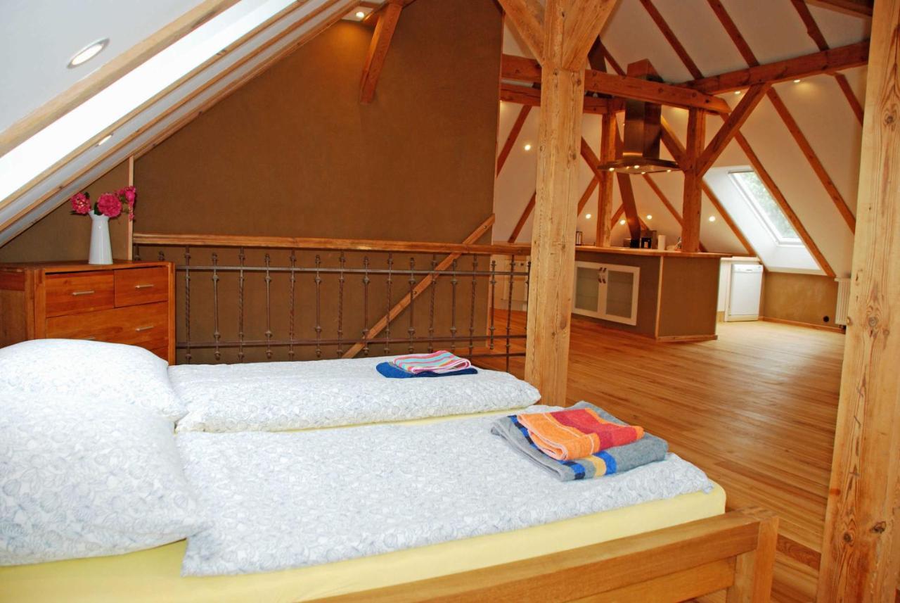 Ferienwohnungen Im Gutshaus Gnies Esterno foto